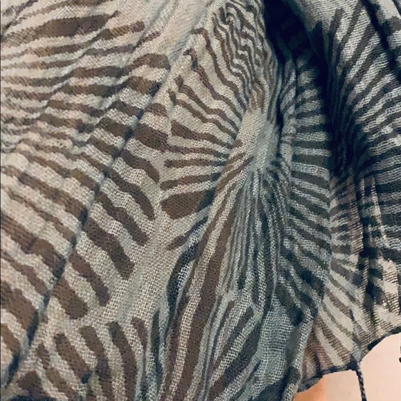 Fall Scarf - Picture 2 of 2